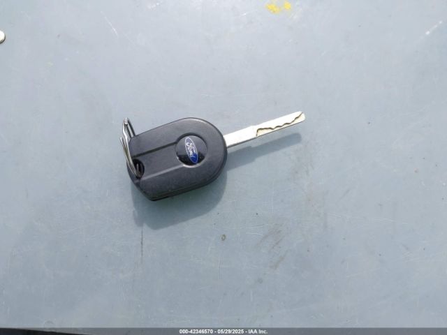 1FMCU9GD5HUA15334 Ford ESCAPE SE