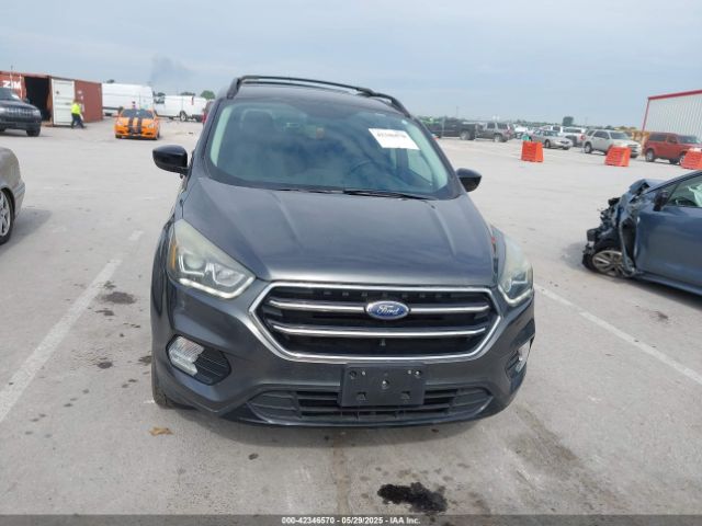 1FMCU9GD5HUA15334 Ford ESCAPE SE