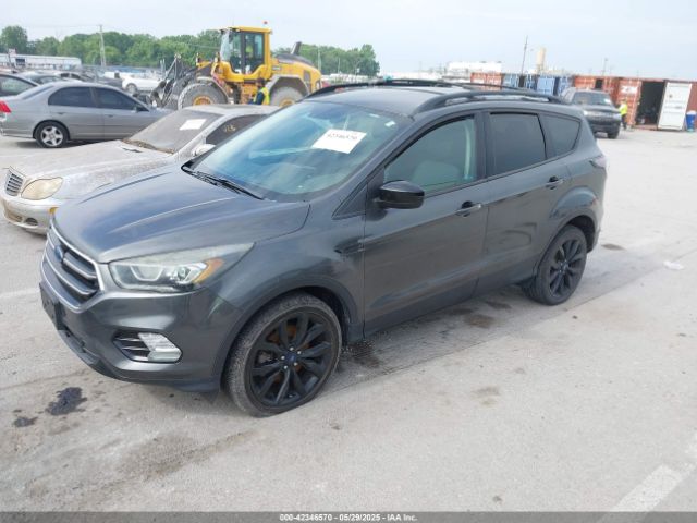 1FMCU9GD5HUA15334 Ford ESCAPE SE