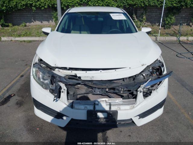2HGFC2F52JH513765 Honda Civic Lx