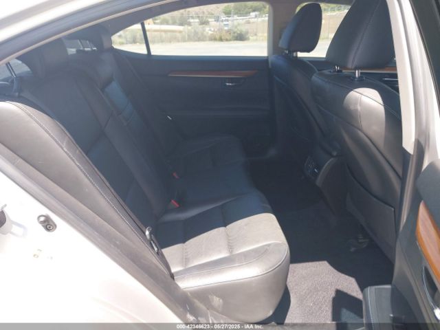 JTHBW1GG1E2068009 Lexus ES 300H