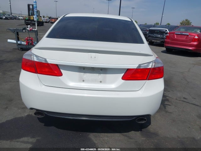 Honda k24w1 2015 1HGCR2F59FA149433 Image 17