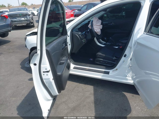Honda k24w1 2015 1HGCR2F59FA149433 Image 5