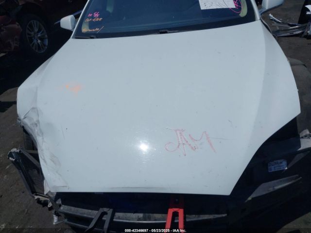 2014 TESLA MODEL S 5YJSA1H17EFP40534 Photo 9