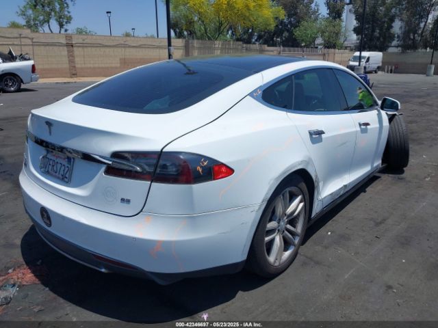 2014 TESLA MODEL S 5YJSA1H17EFP40534 Photo 3