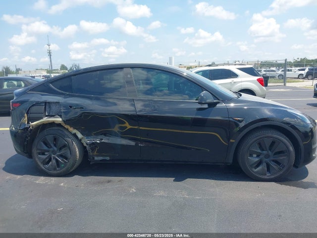7SAYGDEE6SA350229 Tesla Model Y