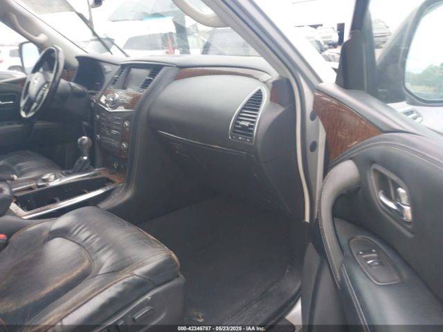 JN8AY2NCXJ9557785 Nissan 2018