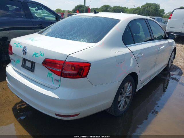 3VWLA7AJ1FM336236 Volkswagen 2015