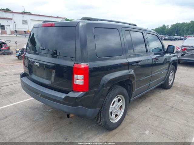1C4NJPBA3HD102608 Jeep Patriot Sport Fwd
