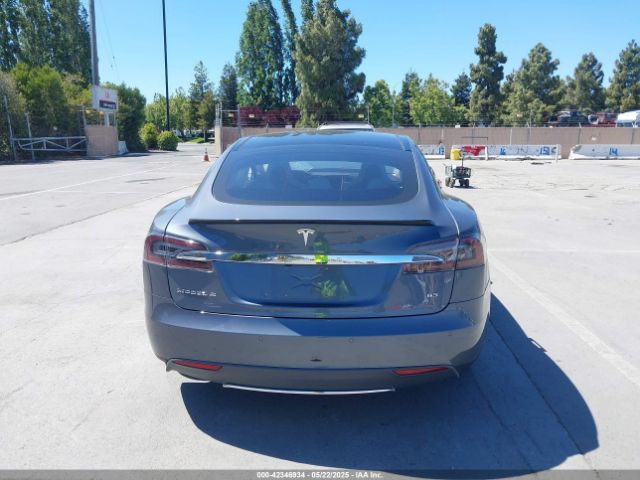 5YJSA1H17EFP33910 Tesla Model S P85