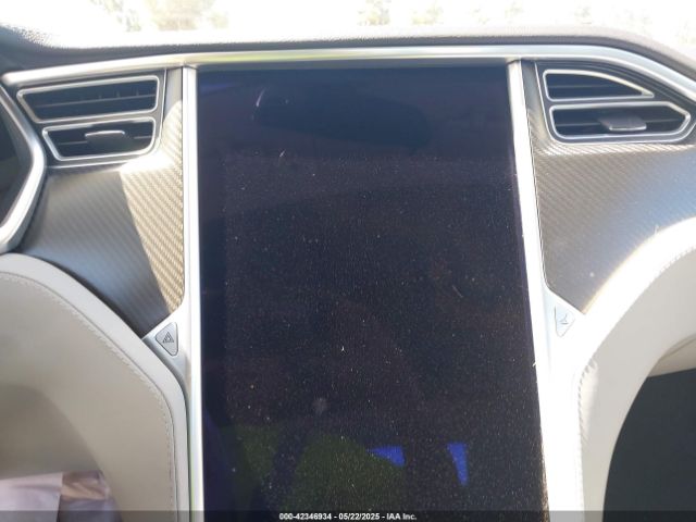 5YJSA1H17EFP33910 Tesla Model S P85