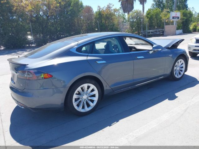 5YJSA1H17EFP33910 Tesla Model S P85
