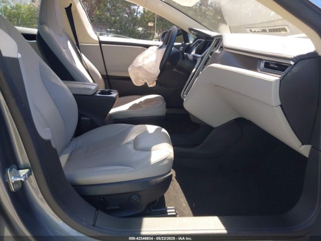 5YJSA1H17EFP33910 Tesla Model S P85