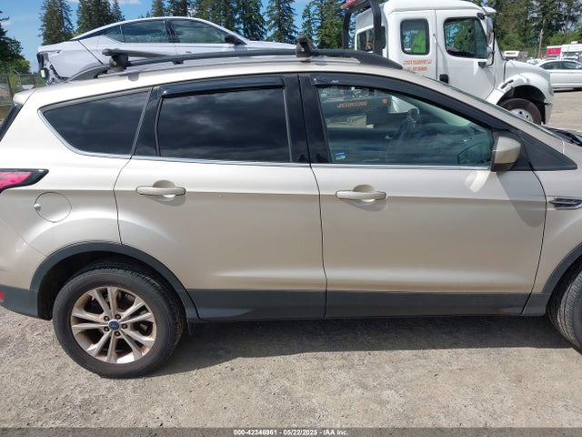 Ford ESCAPE SE 2017 1FMCU9GD7HUC80871 Image 13