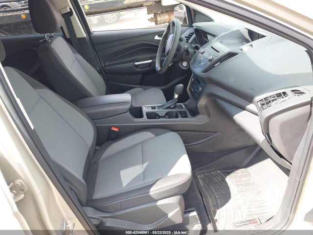 Ford ESCAPE SE 2017 1FMCU9GD7HUC80871 Image 5