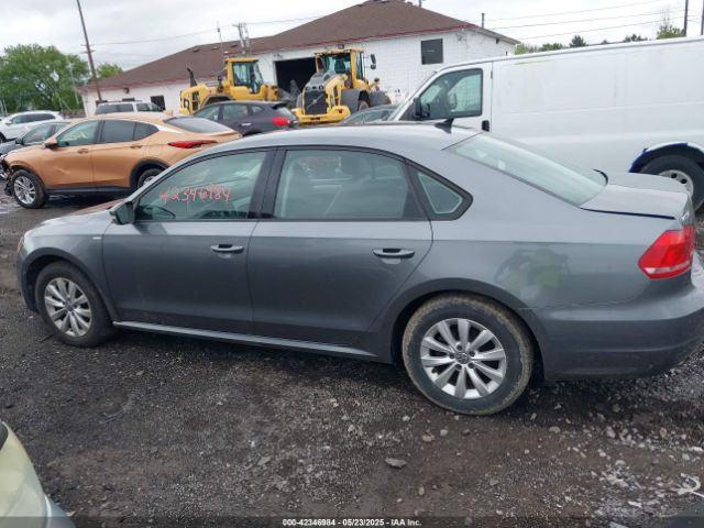 1VWAT7A31EC117263 Volkswagen Passat 1.8t Wolfsburg Edition
