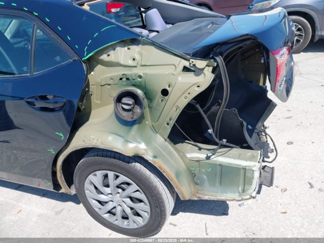 5YFBURHEXKP929493 Toyota COROLLA LE
