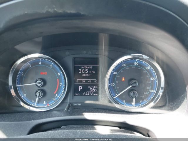 5YFBURHEXKP929493 Toyota COROLLA LE