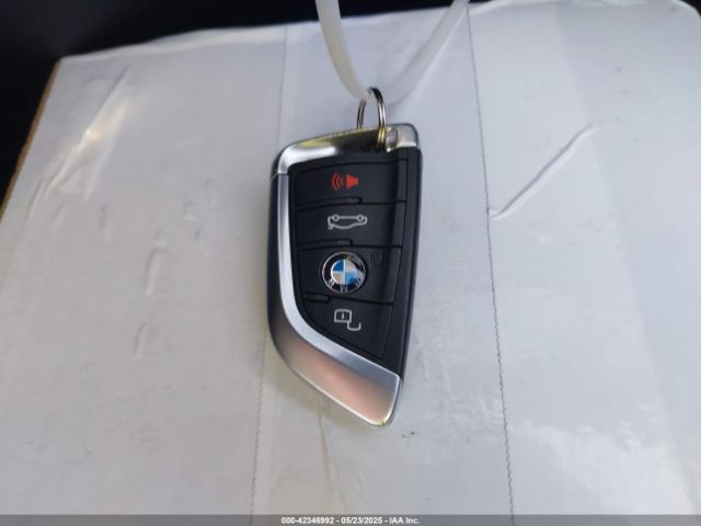 2022 BMW M3 WBS33AY00NFL61191 Photo 10