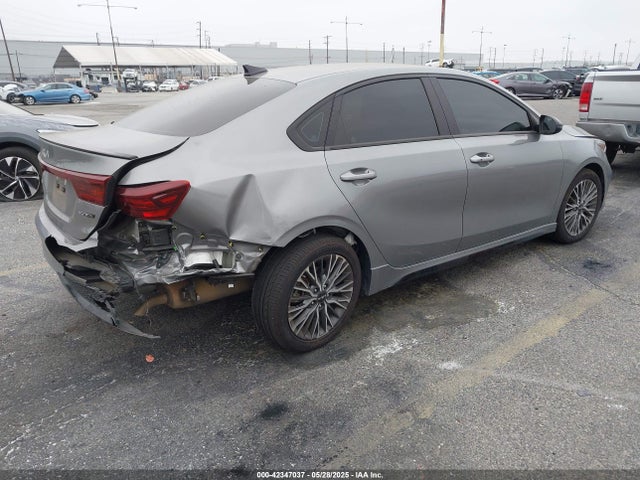 3KPF54AD1NE504141 KIA mpi nu
