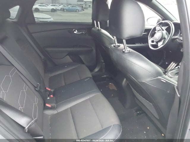 3KPF54AD1NE504141 KIA mpi nu