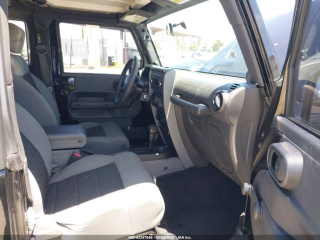2008 JEEP WRANGLER 1J4FA24178L517113 Photo 4