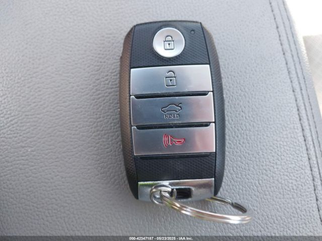 5XXGU4L38GG005052 KIA t-gdi theta ii