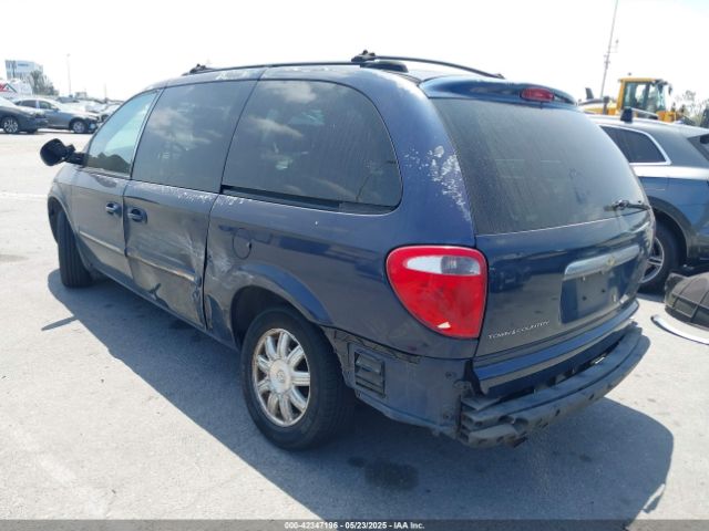 2005 CHRYSLER TOWN & COUNTRY 2C4GP54L15R497388 Photo 2