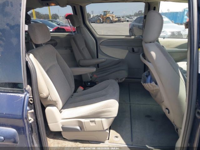 2005 CHRYSLER TOWN & COUNTRY 2C4GP54L15R497388 Photo 7