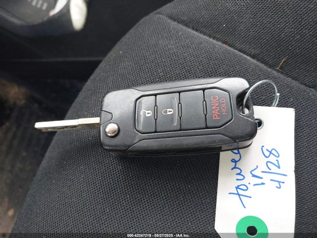 ZACCJBAH5FPB37304 Jeep 2015
