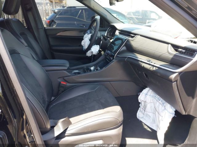 2024 JEEP GRAND CHEROKEE L 1C4RJJAG0R8601865 Photo 4