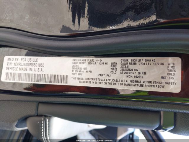 2024 JEEP GRAND CHEROKEE L 1C4RJJAG0R8601865 Photo 8
