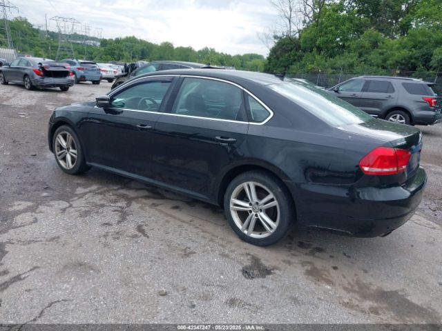 1VWBT7A38EC037432 Volkswagen Passat 1.8t Se