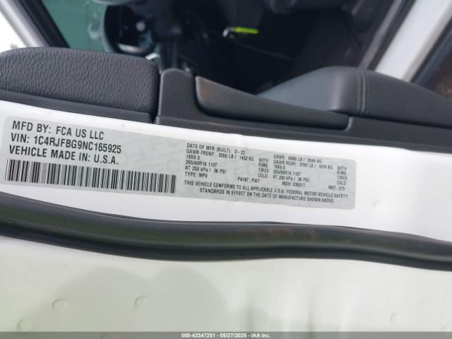 2022 JEEP GRAND CHEROKEE WK 1C4RJFBG9NC165925 Photo 8