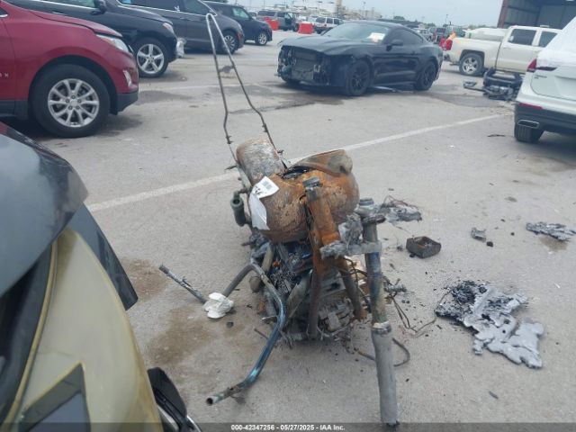 2006 HARLEY-DAVIDSON FXDI 1HD1GM1176K300158