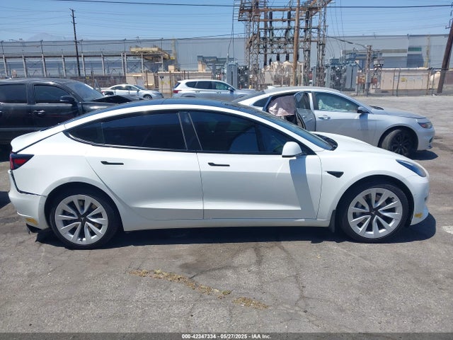 Tesla 2021 2021 5YJ3E1EAXMF089282 Image 13