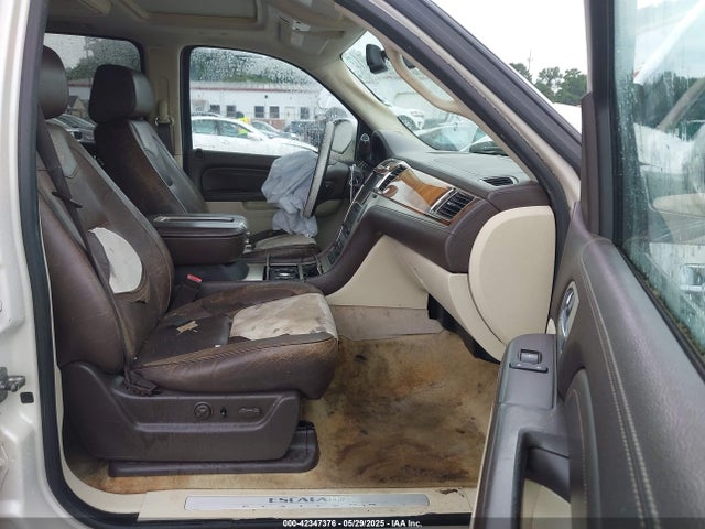 2010 CADILLAC ESCALADE ESV 1GYUKKEF8AR256947 Photo 4