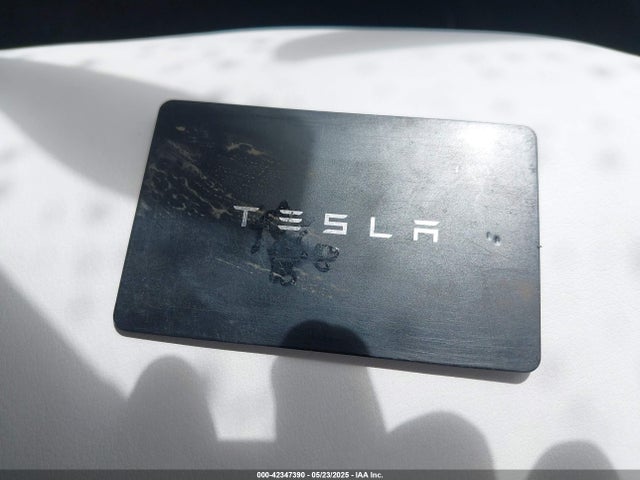 5YJ3E1EA5PF384620 Tesla 2023
