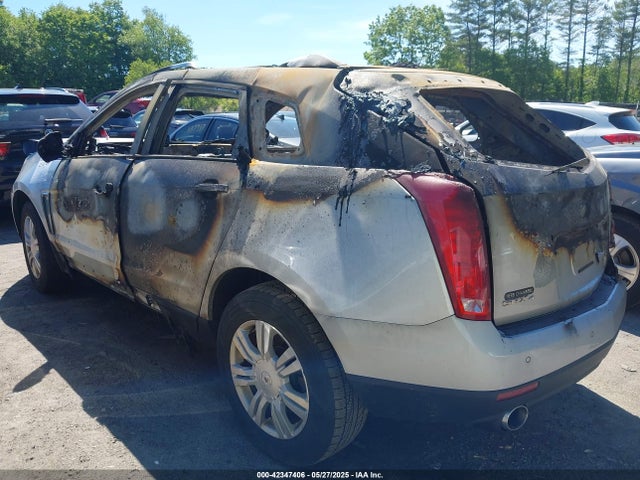 2015 CADILLAC SRX 3GYFNEE34FS583129 Photo 2