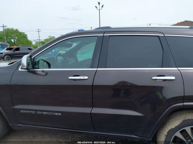 1C4RJFCG8HC805352 Jeep Grand Cherokee Overland 4x4