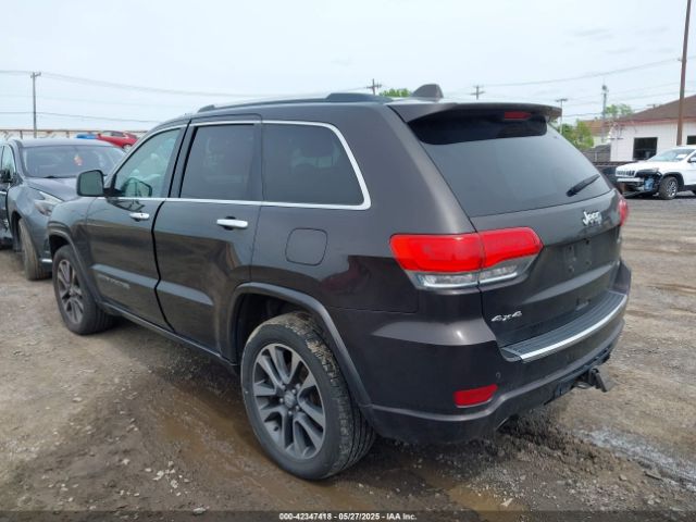 1C4RJFCG8HC805352 Jeep Grand Cherokee Overland 4x4