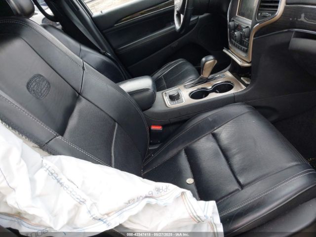 1C4RJFCG8HC805352 Jeep Grand Cherokee Overland 4x4