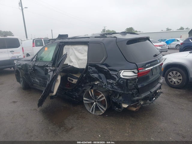 5UXCW2C55KLB43740 BMW X7