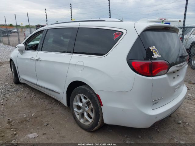 2017 CHRYSLER PACIFICA 2C4RC1EG9HR826986 Photo 2