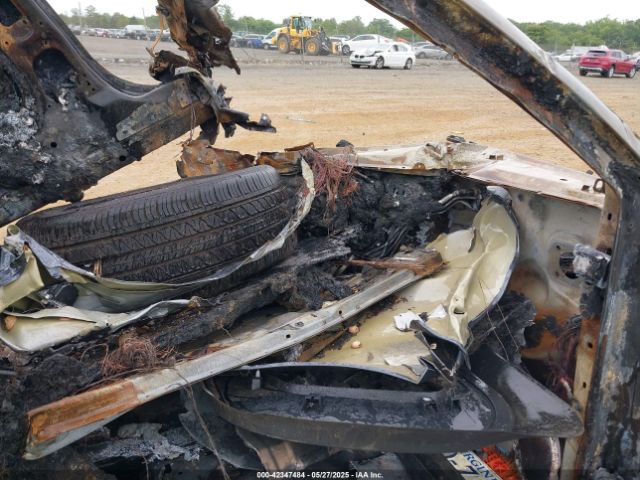 2023 TESLA MODEL Y 7SAYGDED2PF946309 Photo 4