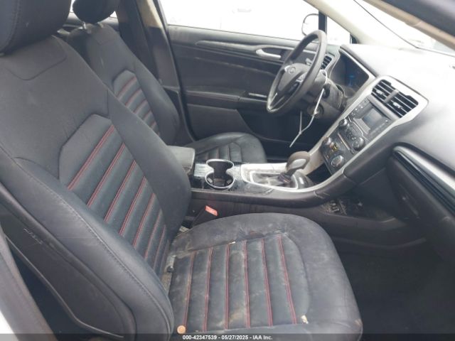 3FA6P0H71GR162985 Ford FUSION SE