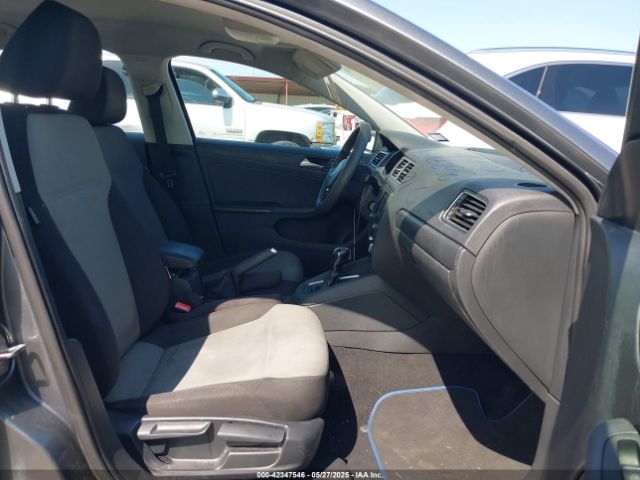 3VW2B7AJ1HM352710 Volkswagen Jetta 1.4t S