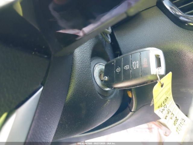 5XXGT4L38LG452316 KIA Optima Lx