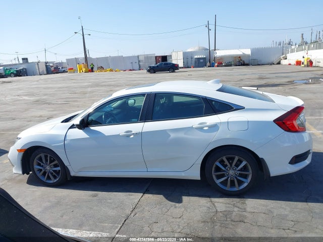 Honda l15b7 2021 19XFC1F73ME202145 Image 14
