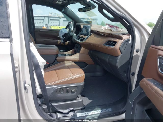 2023 CHEVROLET TAHOE 1GNSKTKL0PR214835 Photo 4